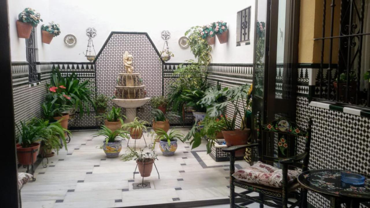 Triana Los Principes Sevilla Exteriör bild